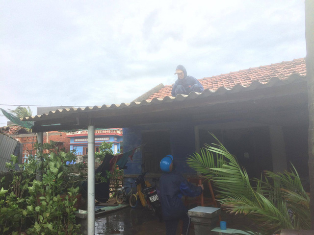 Dân vùng rốn bão không ngờ Con Voi quá khủng khiếp!